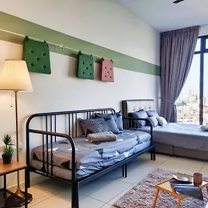 Appartement 2br Luxury Rooftop Swimming Pook Homestay@georgetown@10pax - 无敌美景两房民宿, George Town